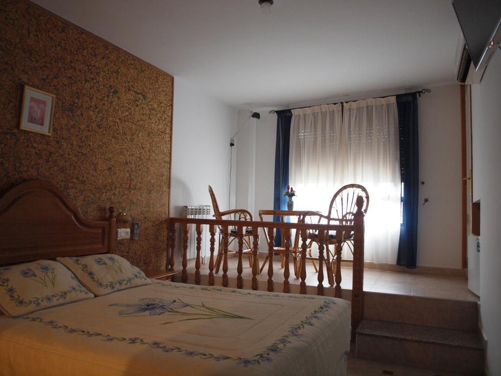 Hostal Yuste Garganta la Olla Exteriör bild