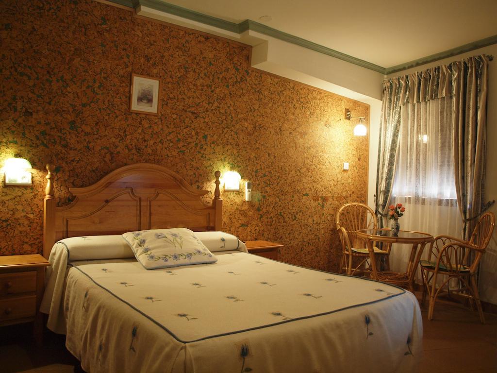 Hostal Yuste Garganta la Olla Exteriör bild